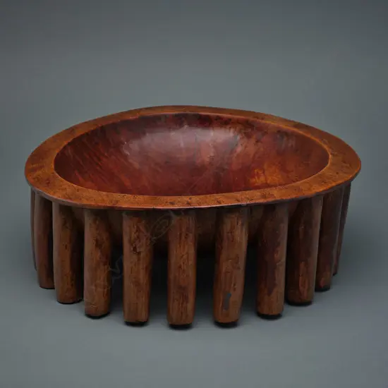 Samoan tanoa (wooden kava bowl),